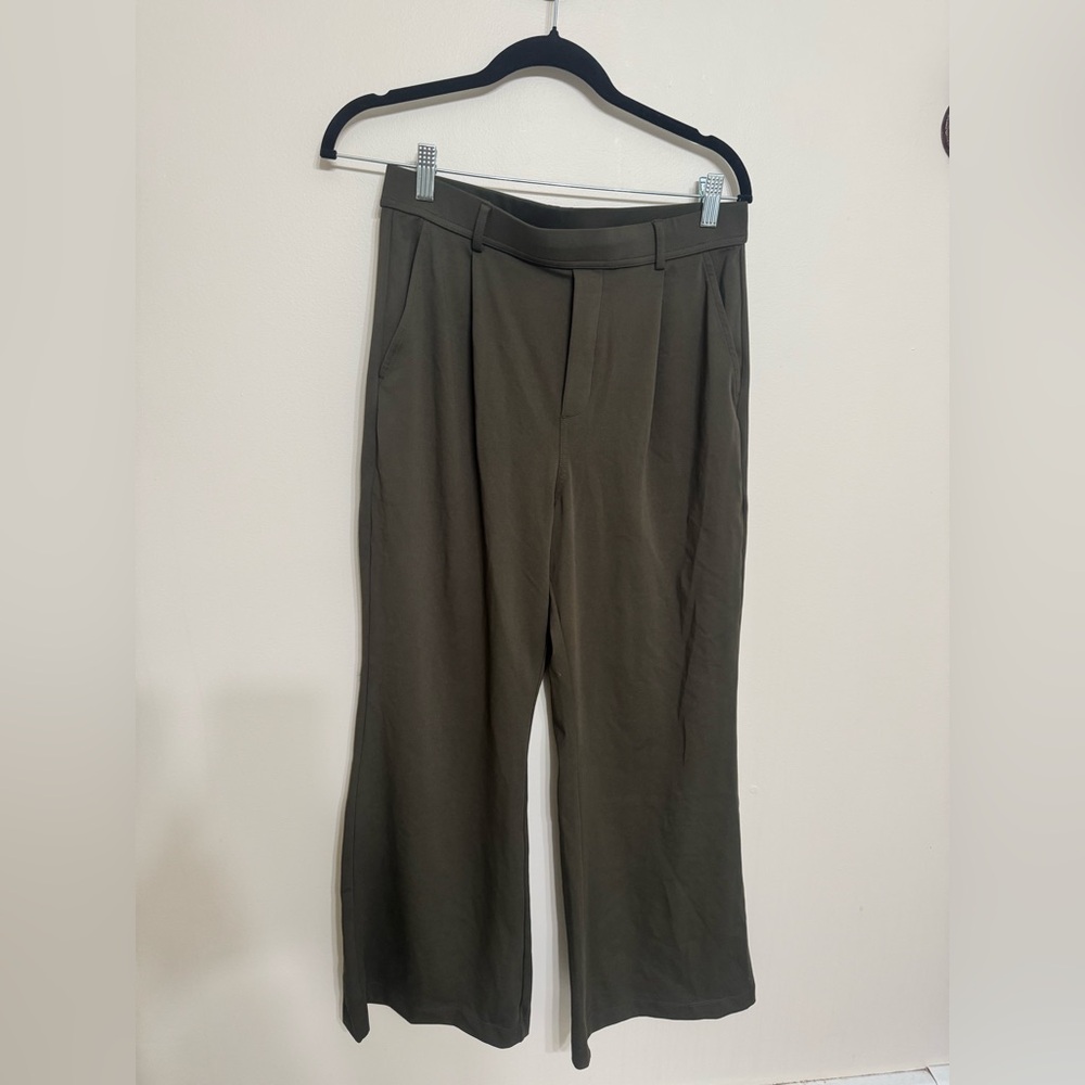 HALARA Flowy Work Pants Olive NWT